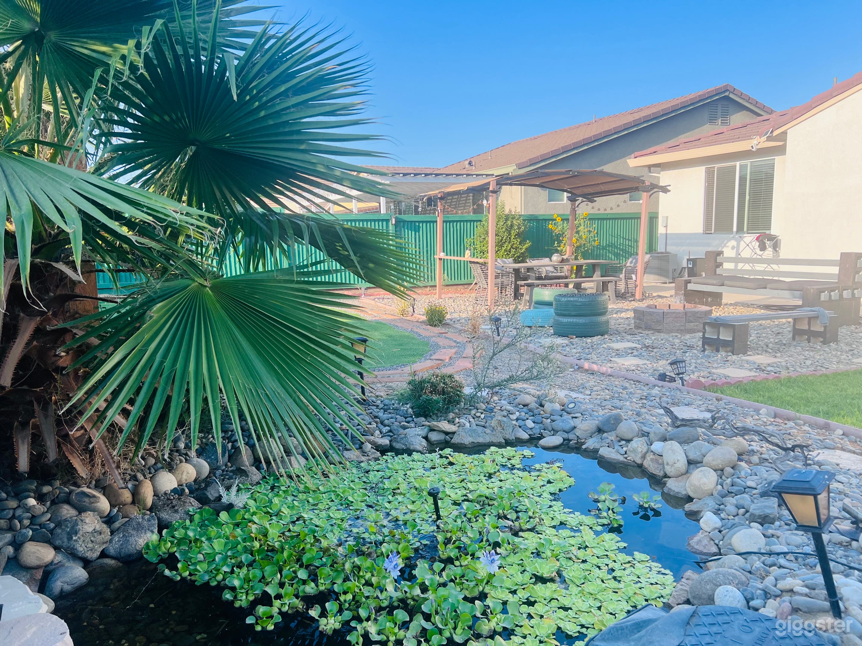 Chic Haven: A Captivating Canvas for Events Photo 2