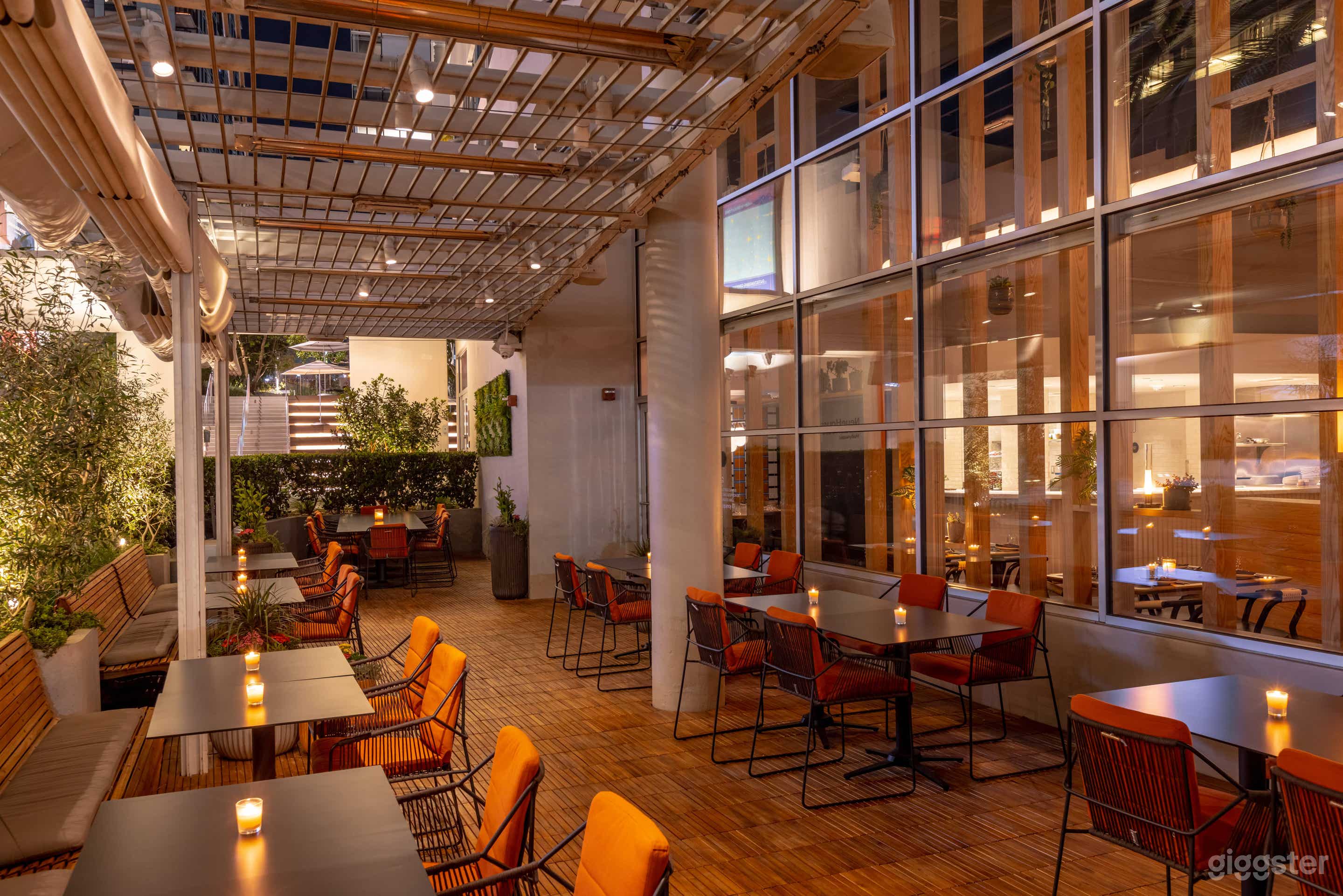 Modern and Fabulous Japanese-Italian Restaurant Venue Photo 1