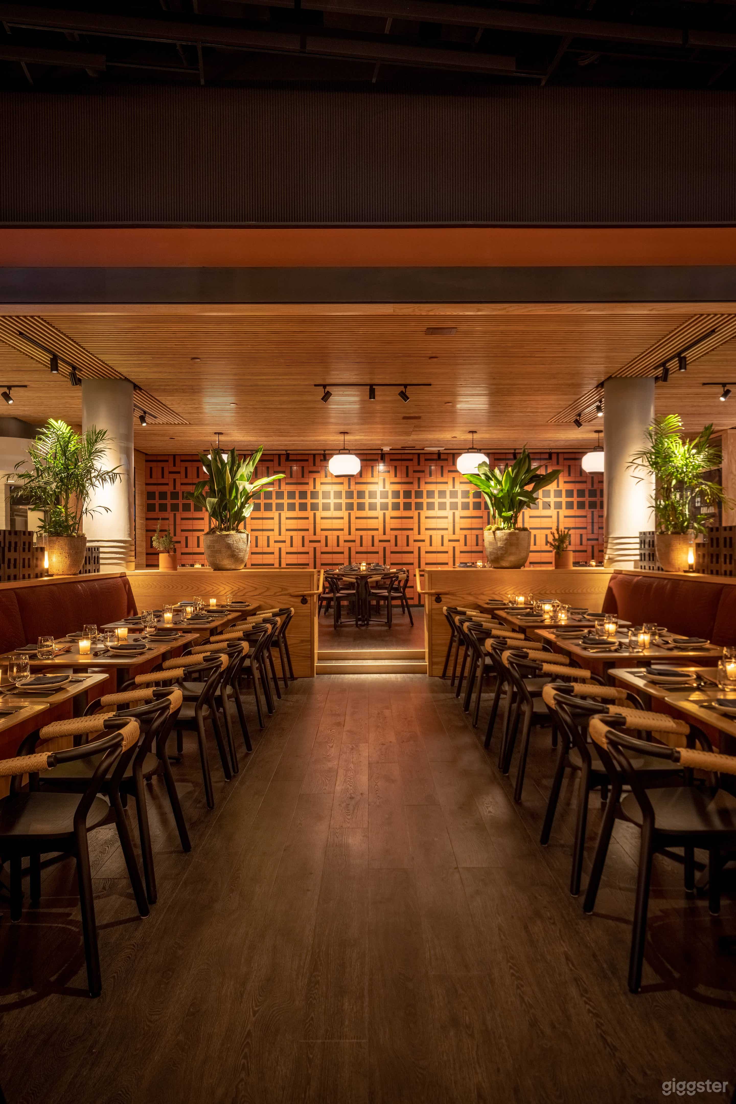 Modern and Fabulous Japanese-Italian Restaurant Venue Photo 3