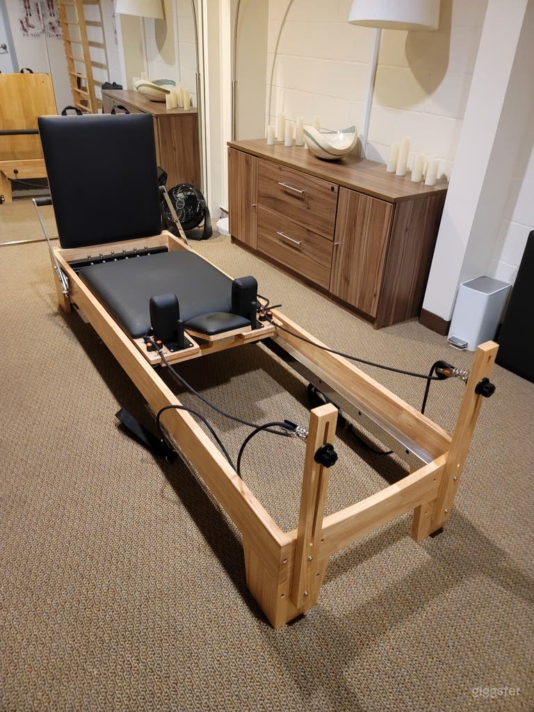  Pilates Reformer Machine 