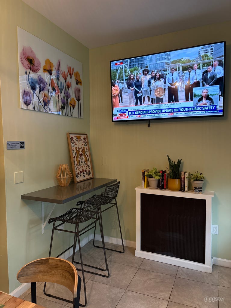  Coffee shop with outdoor seating 