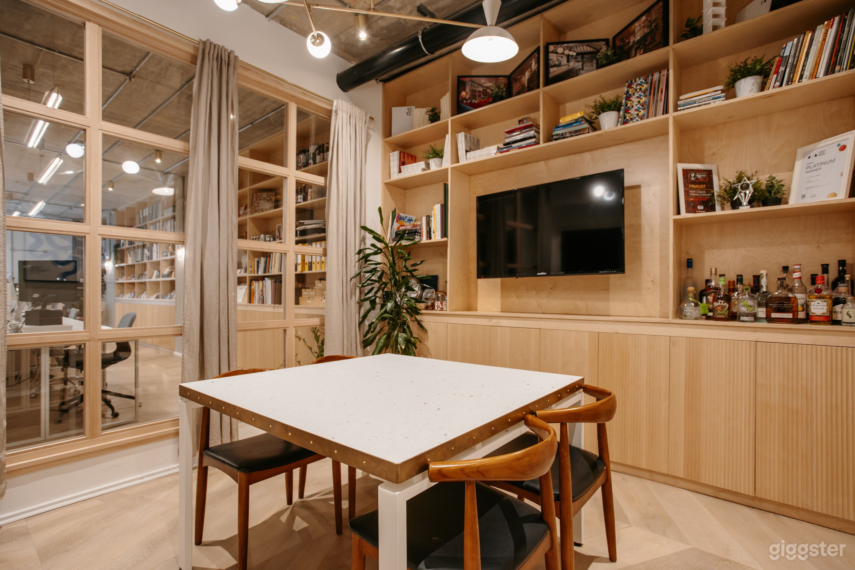 Modern Interior Design Studio for Hire Photo 3