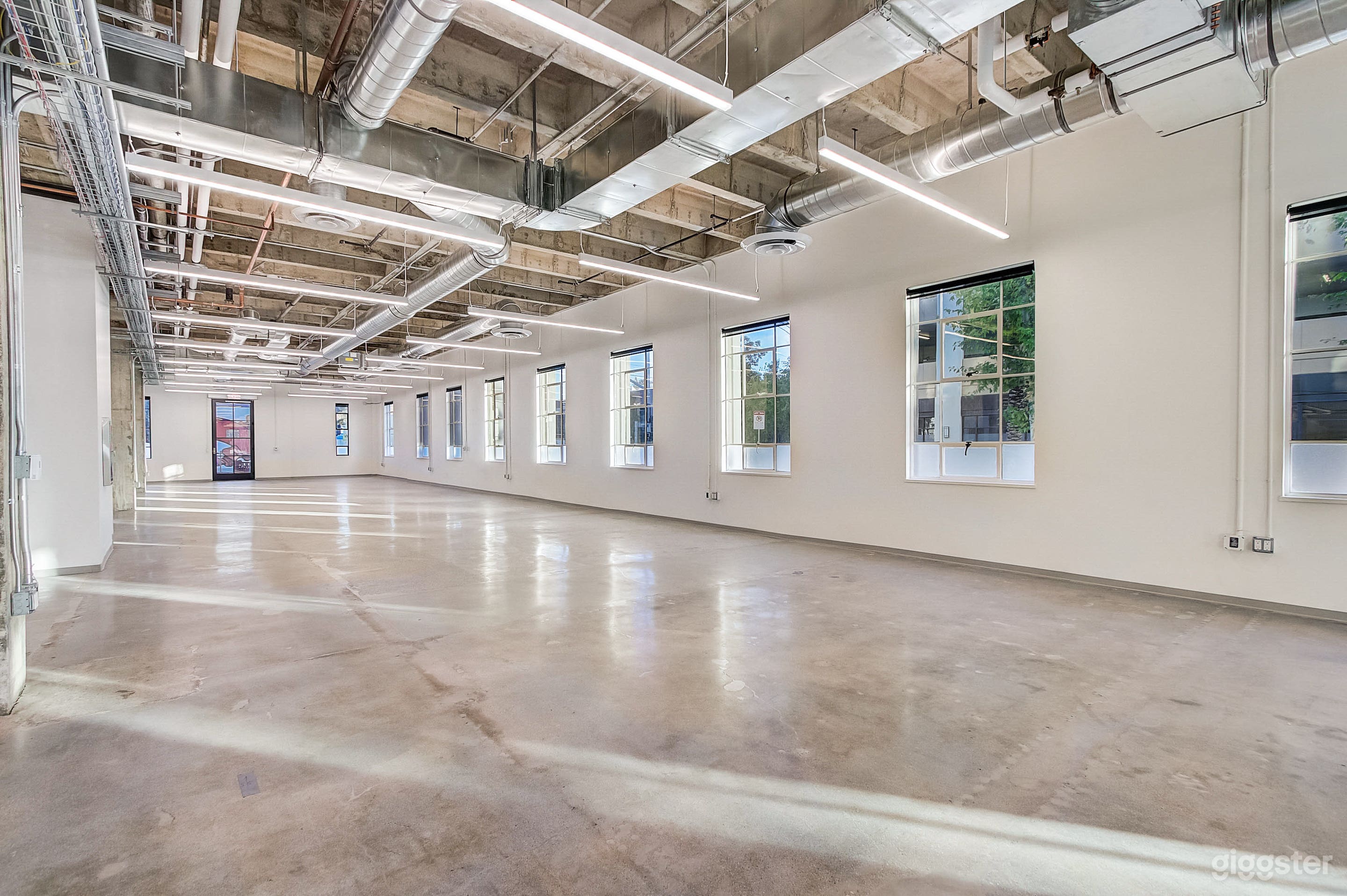 Large Creative Event Spaces| Former Technicolor HQ Photo 2