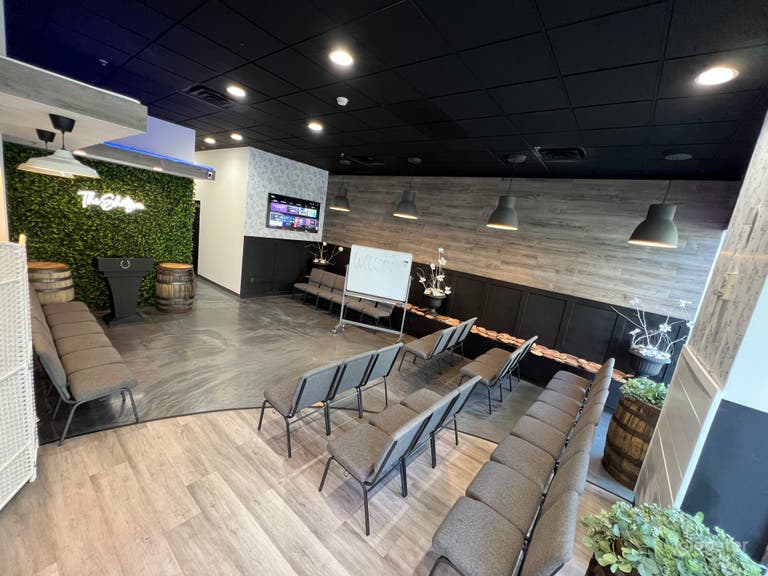  Intimate Downtown Event Hall w/Beer & Wine Bar  