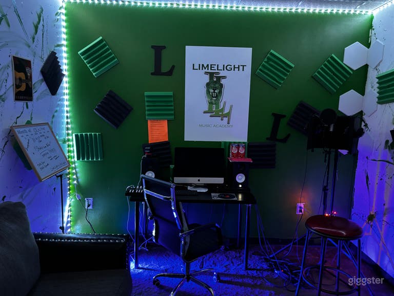  Quiet  media studio in the Atlanta area 