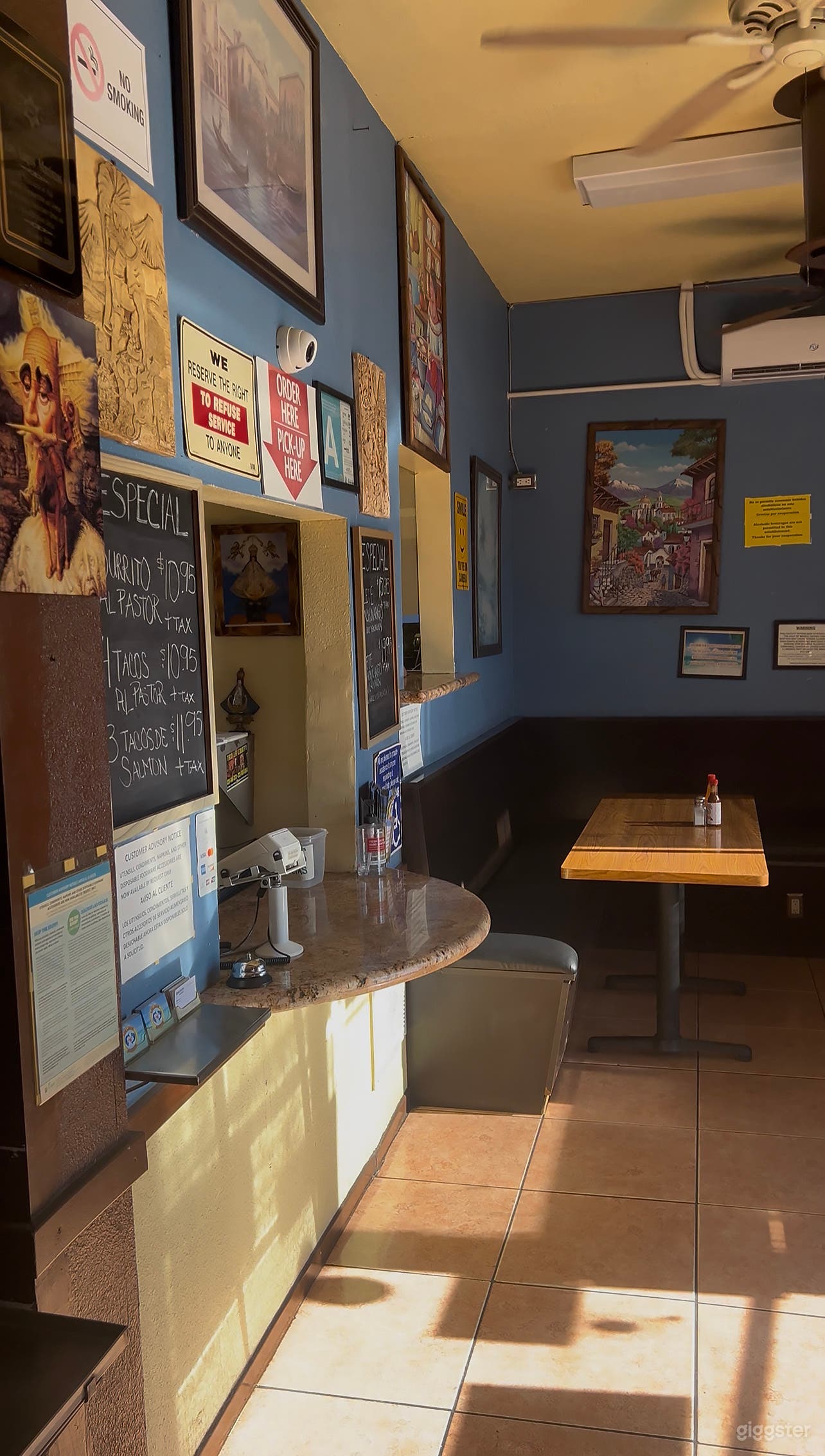 Authentic Sea Food Restaurant Photo 2