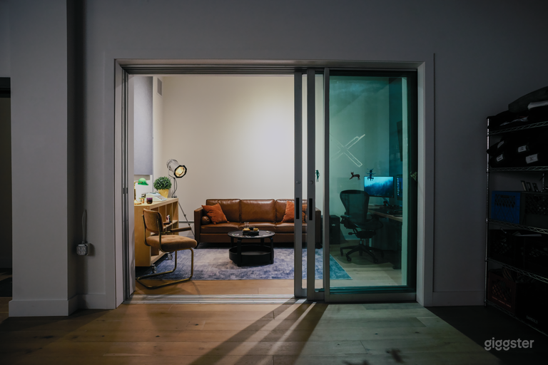  Capitol Hill Film and Photo Studio with Included Equipment 