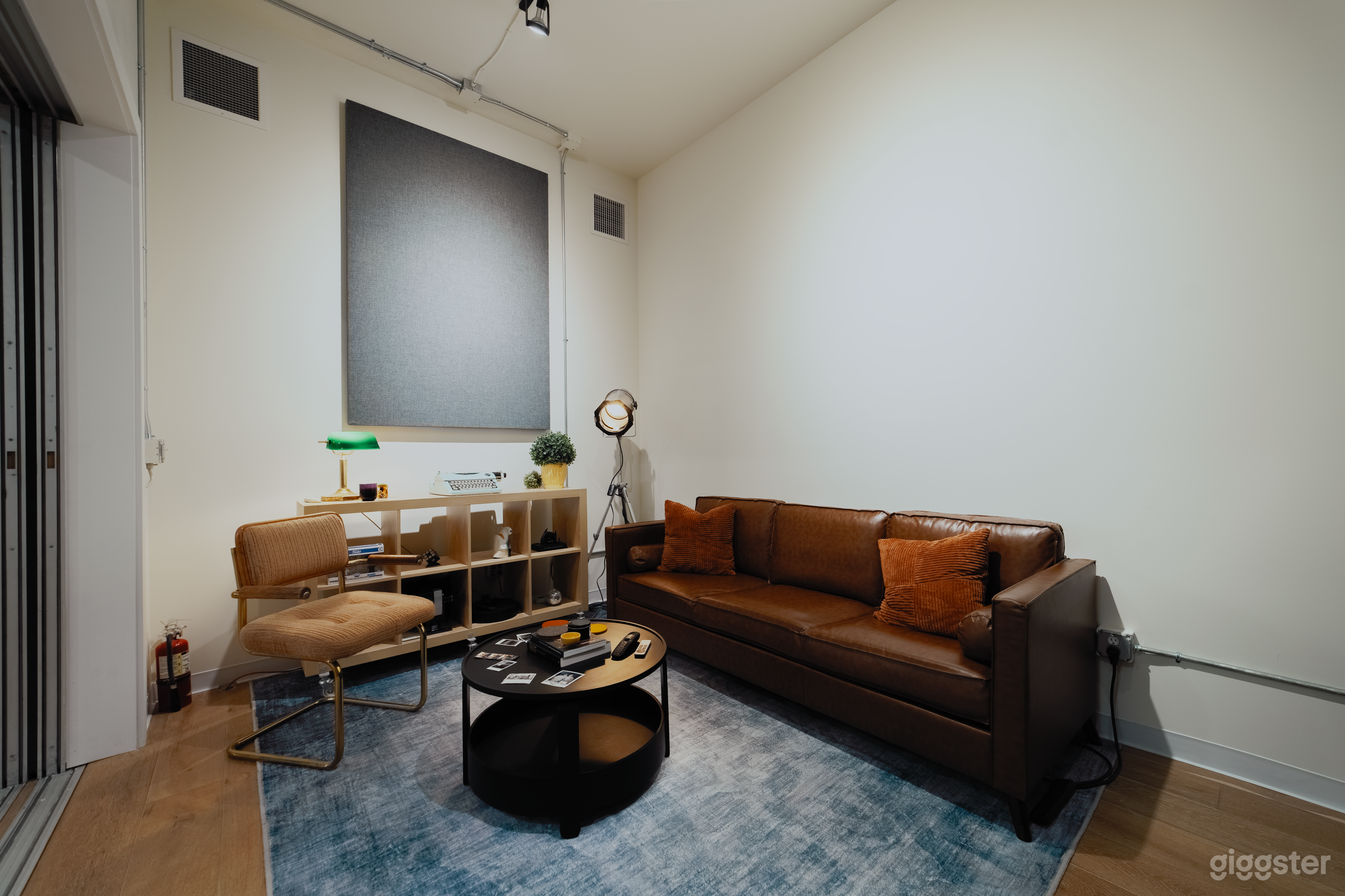 Capitol Hill Film and Photo Studio with Included Equipment Photo 4