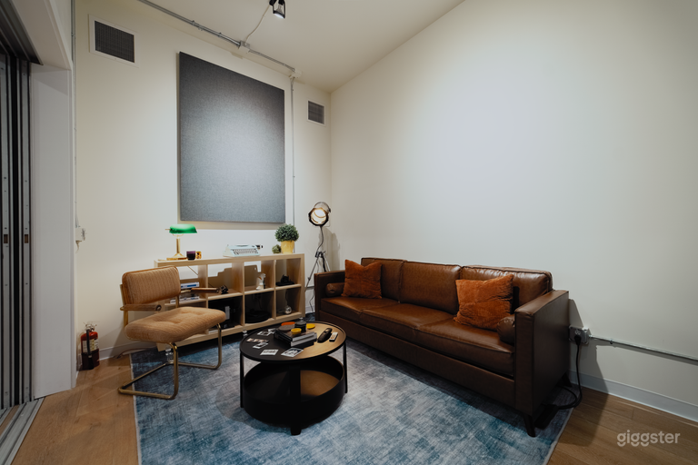  Capitol Hill Film and Photo Studio with Included Equipment 