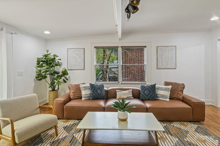  Largest of the 2 living rooms in back of home

Video Walkthrough: 
Youtu.be/_nLs7bAATlQ 