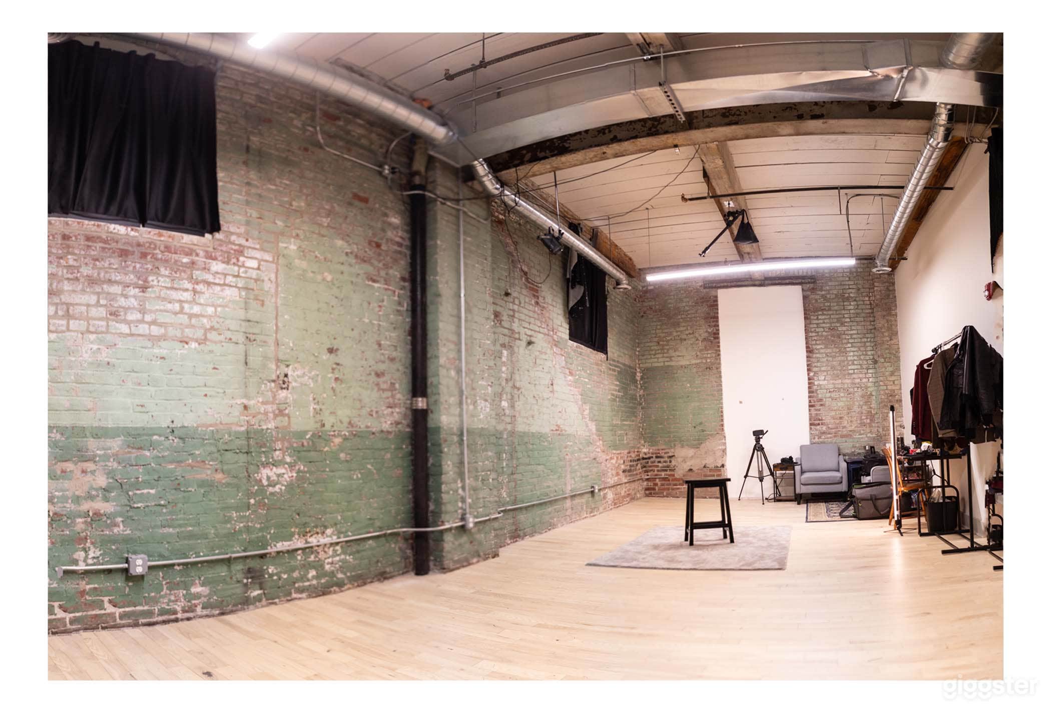 Podcast, Photography, & Video Studio in Kensington Photo 3