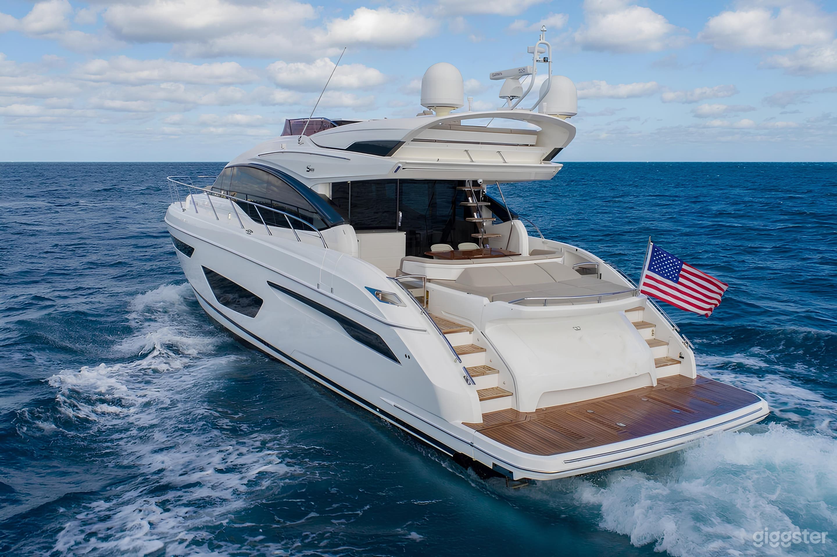 S65 Princess Yacht Photo 4