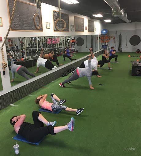 Cozy &amp; Clean Fitness Facility in Burien Photo 3