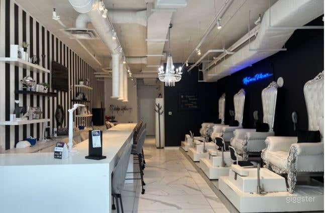  Bar à Ongles Luxueux à Edmonton 