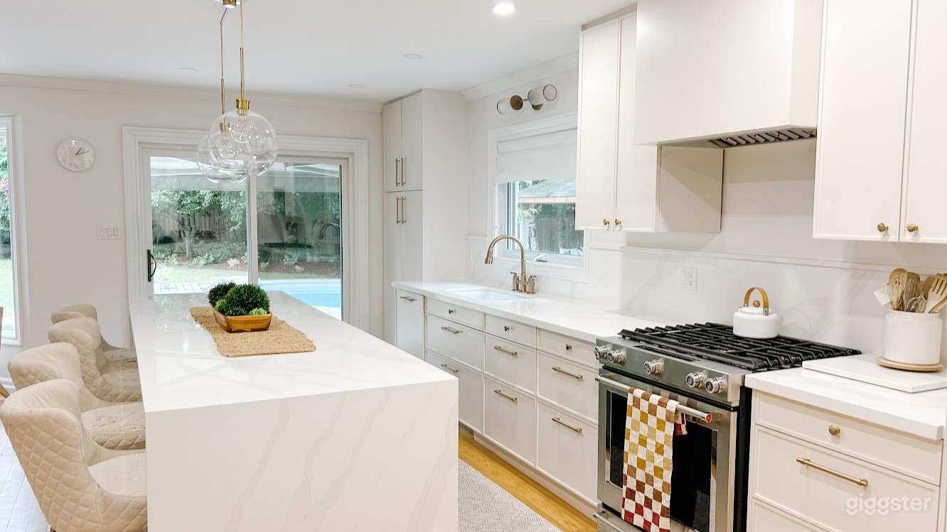 Modern white kitchen