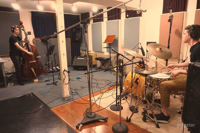  Multi-Function Sound and Recording Studio 
