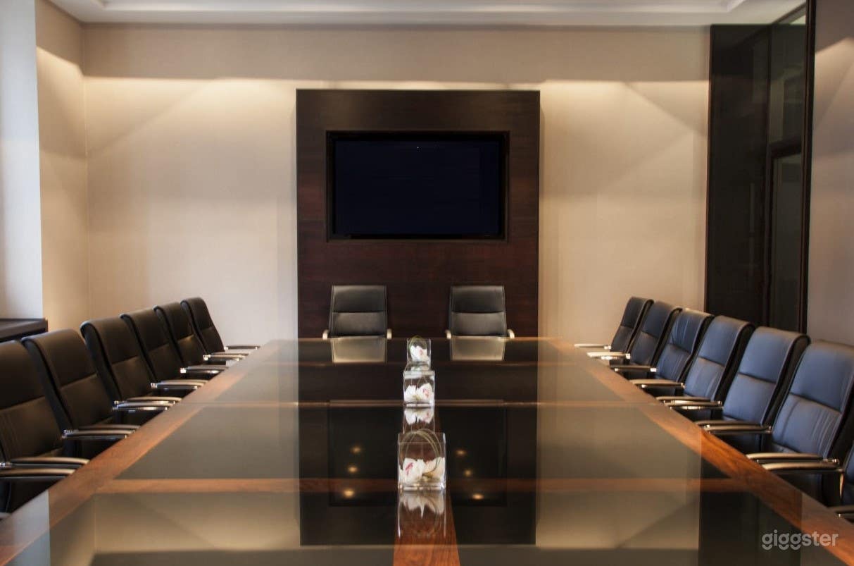 The Strathclyde Suite Photo 4