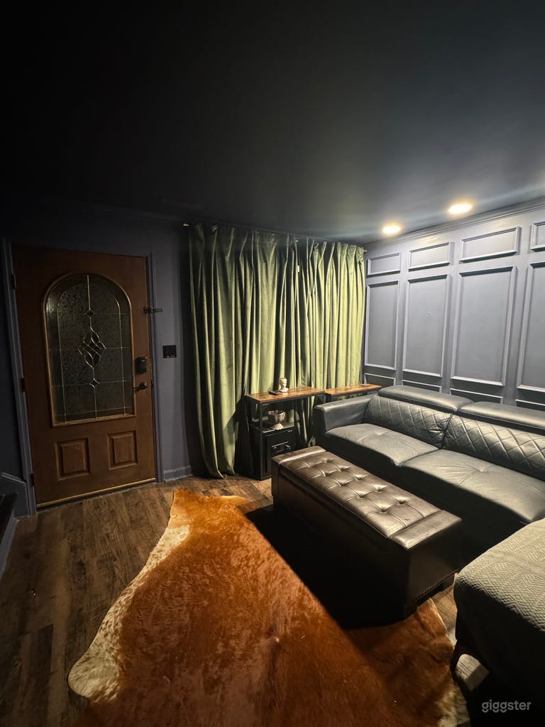  Luxury Getaway at Js Place 