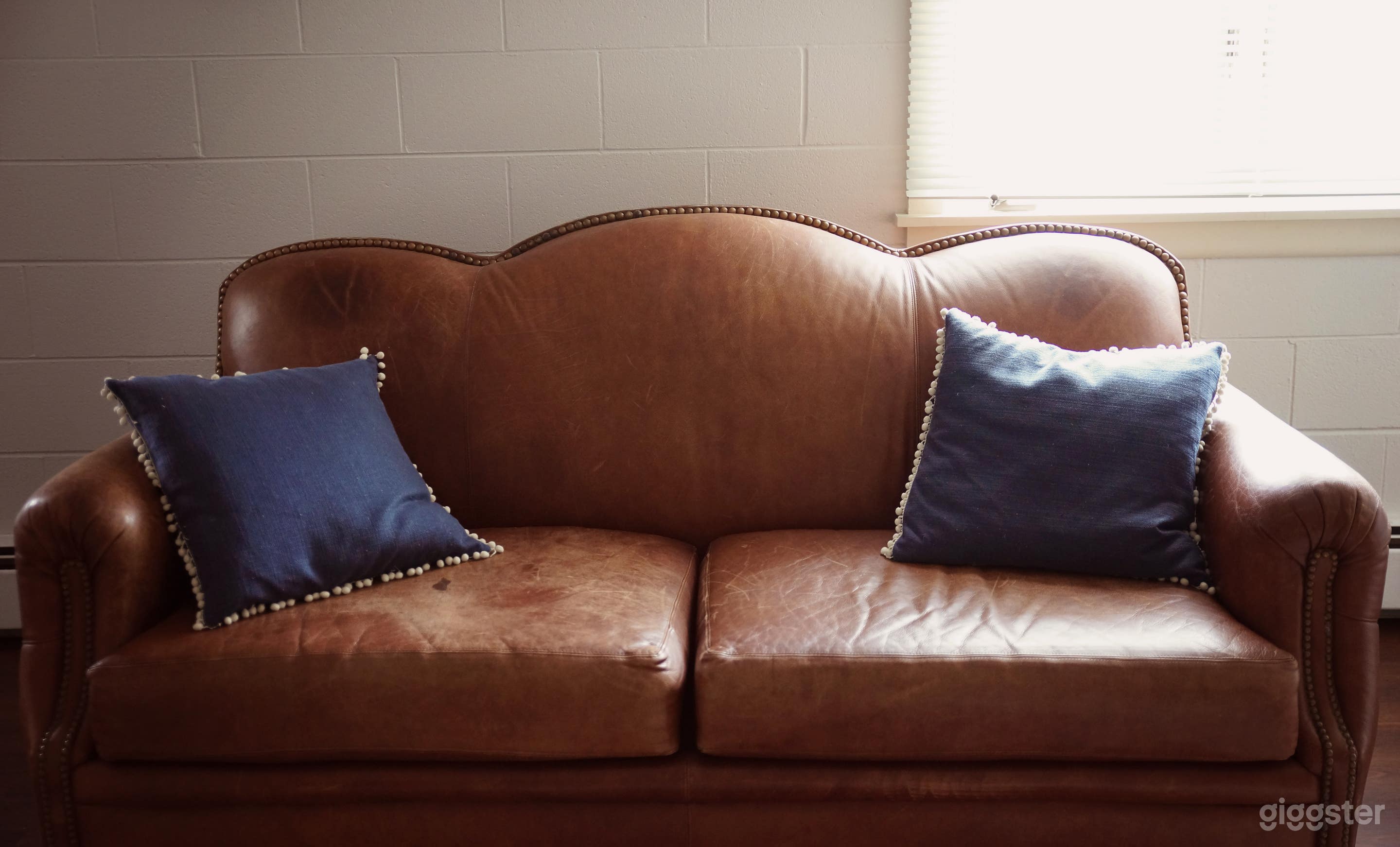 The Fireside Room in Itasca Photo 4