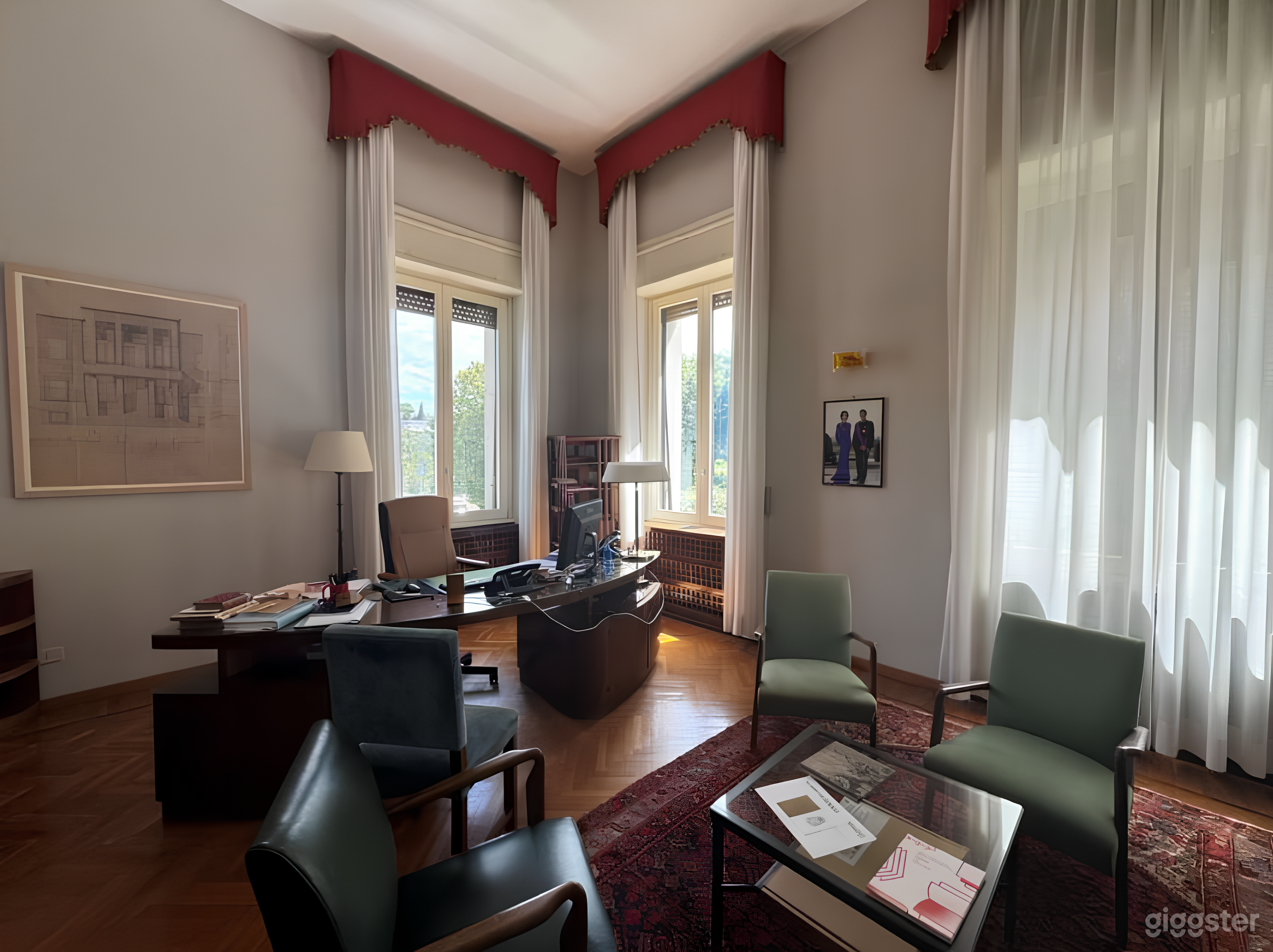 Storica Scuola Romana – Sala in Marmo & Uffici Photo 1