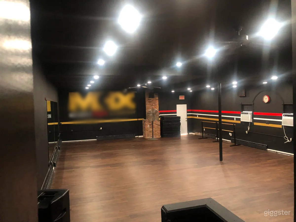 SPACIOUS MULTI USE EVENT SPACE - 2000sqft Photo 1