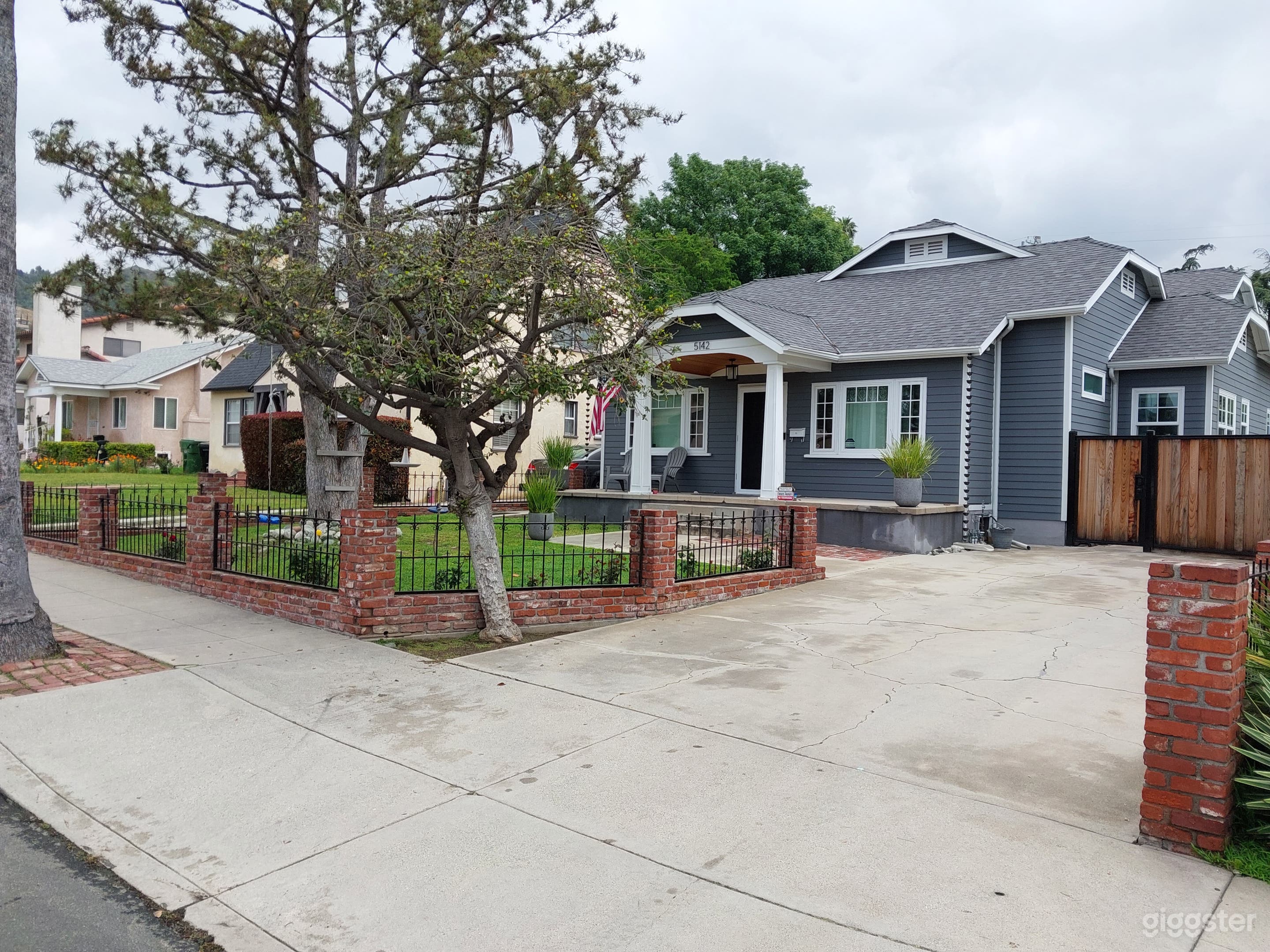 Driveway/Yard for Catering/Production/Staging Photo 2