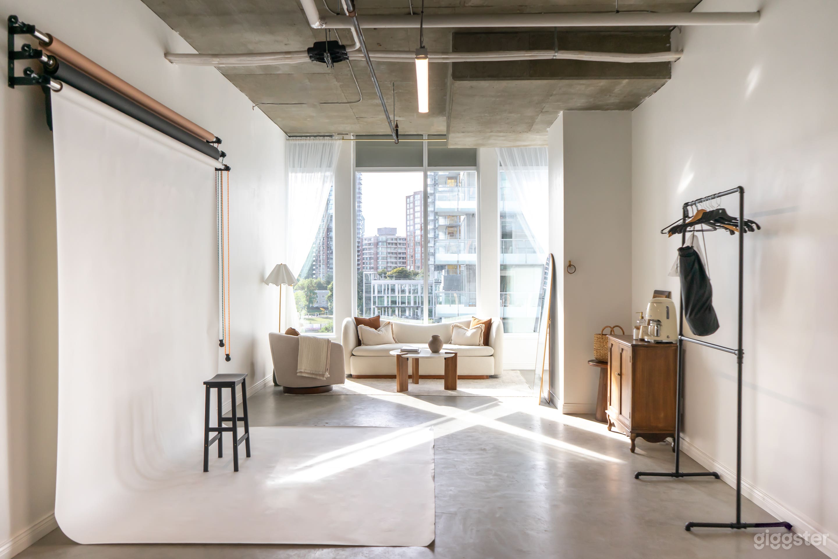 Stunning Sunlit Industrial Studio in Burnaby Photo 1