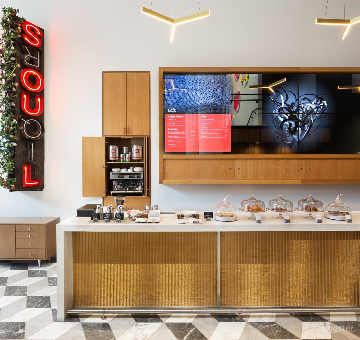 Soul Bar

Le Méridien Columbus, The Joseph