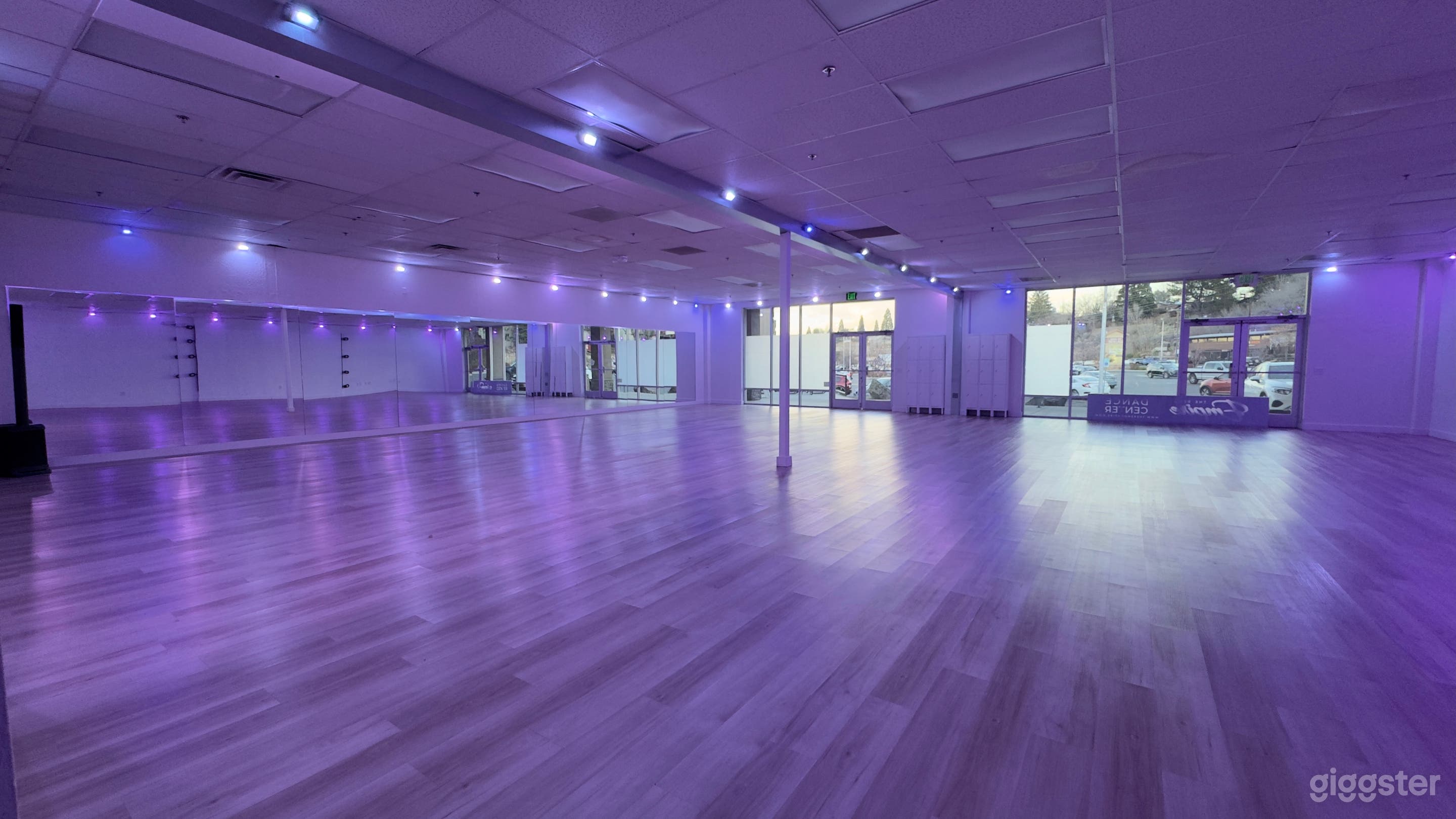 Spacious Open Concept Dance Studio Photo 1