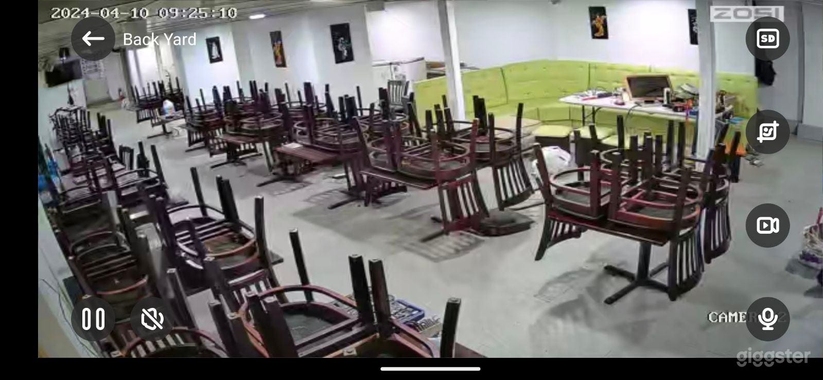 24H Renovated Restaurant basement Photo 2