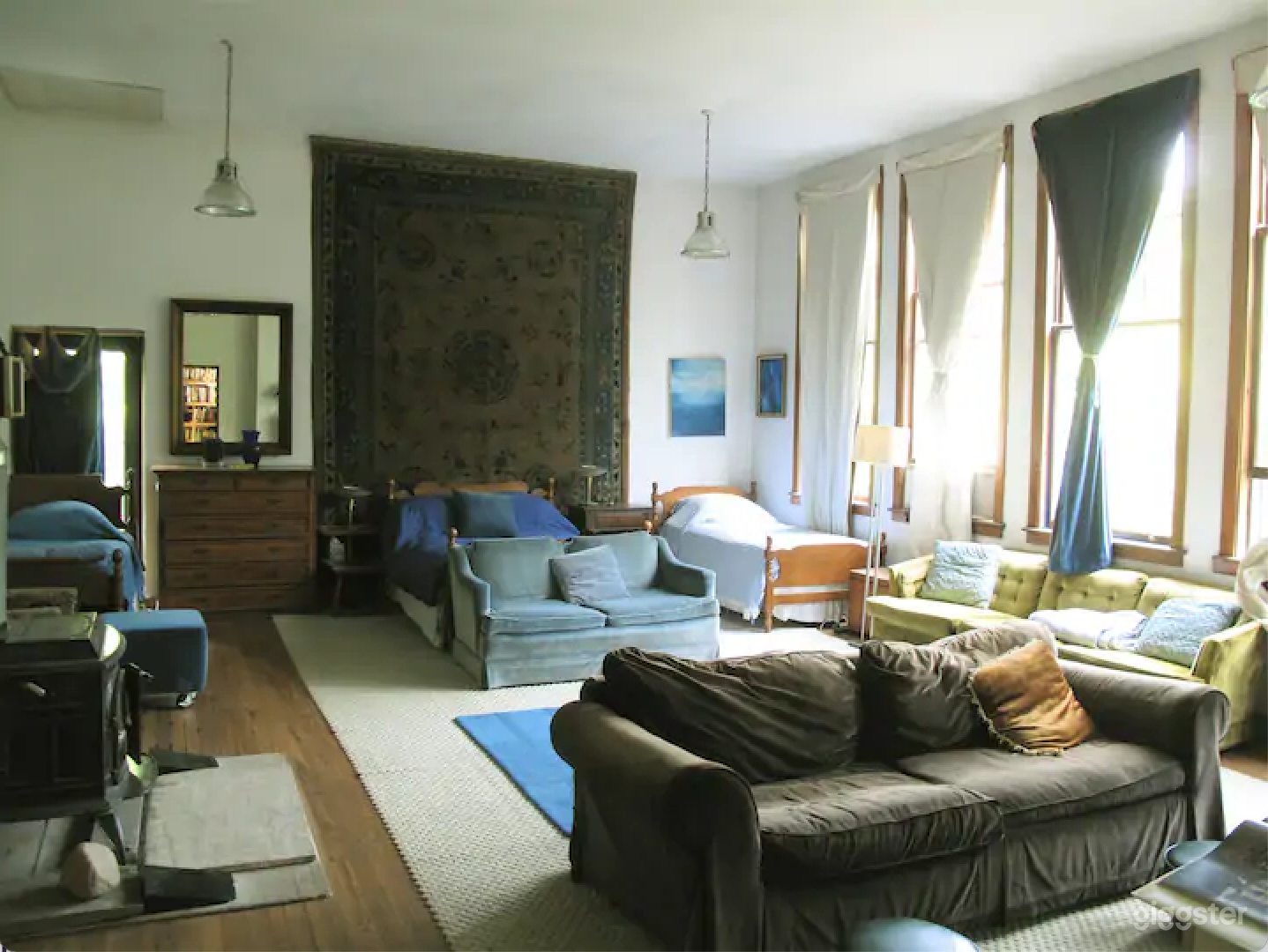 Blue room (top floor south facing)