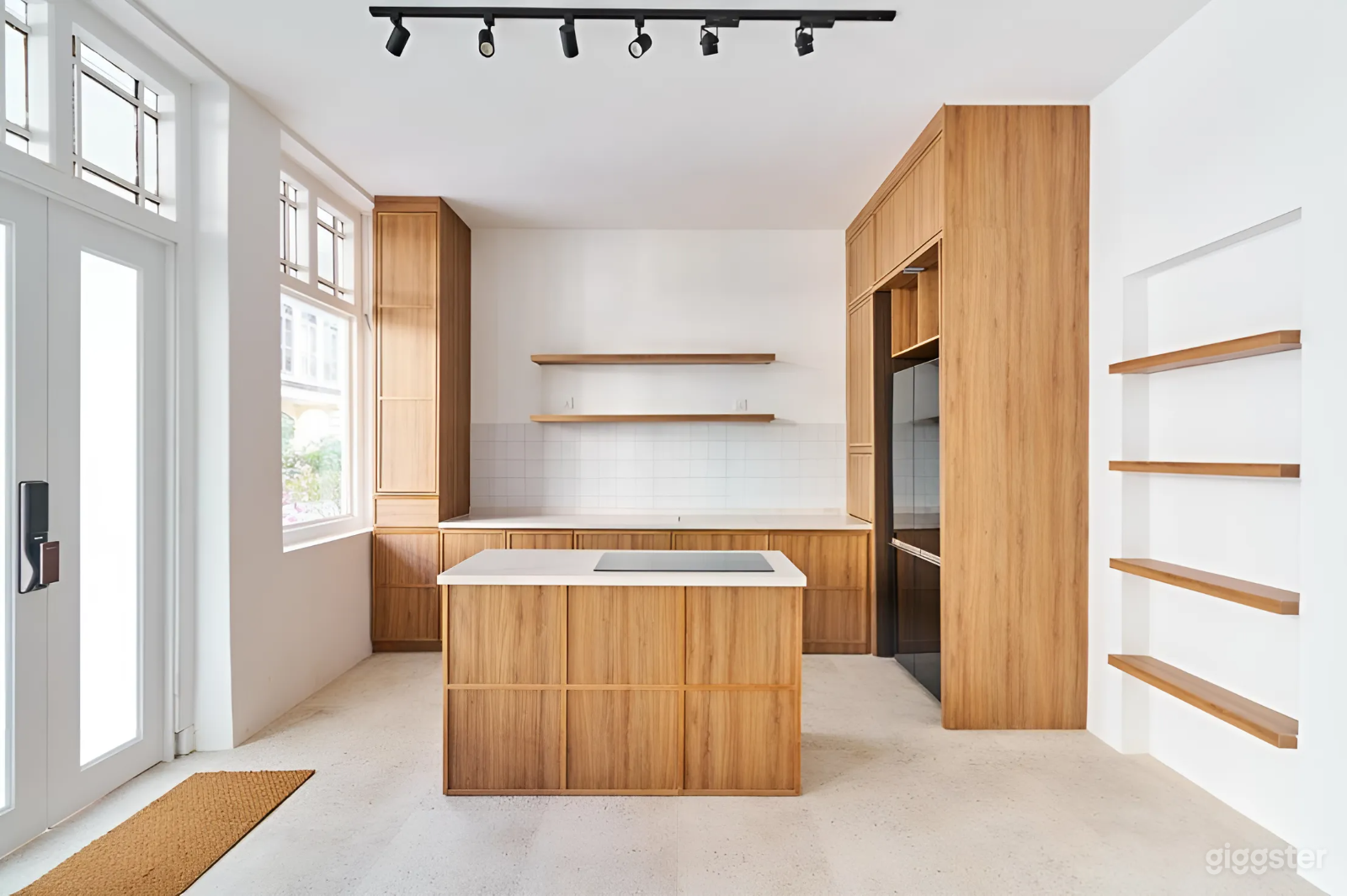 Eclectic and Versatile 2-Story Shophouse  Event Spaces in CBD Photo 2