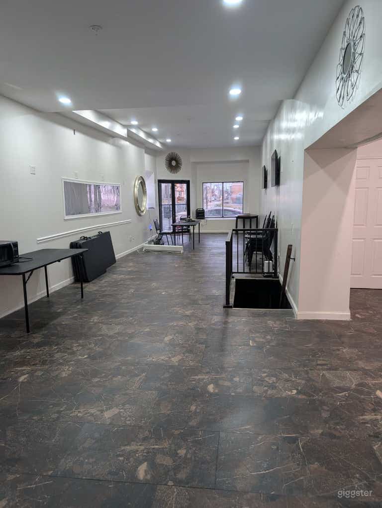  The upstair space without the chairs and tables. 