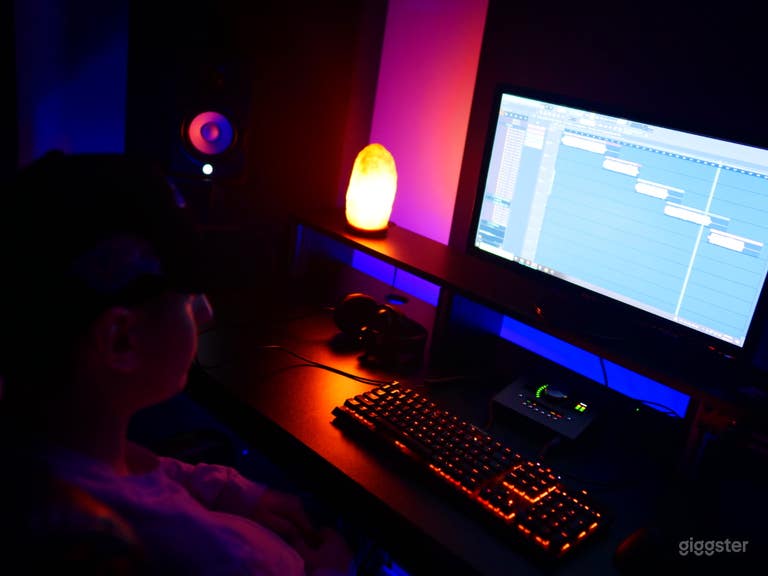  Estudio de producción musical 