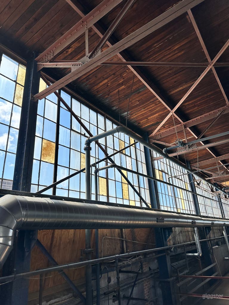  Beautiful Industrial Warehouse Photo/Film Location 