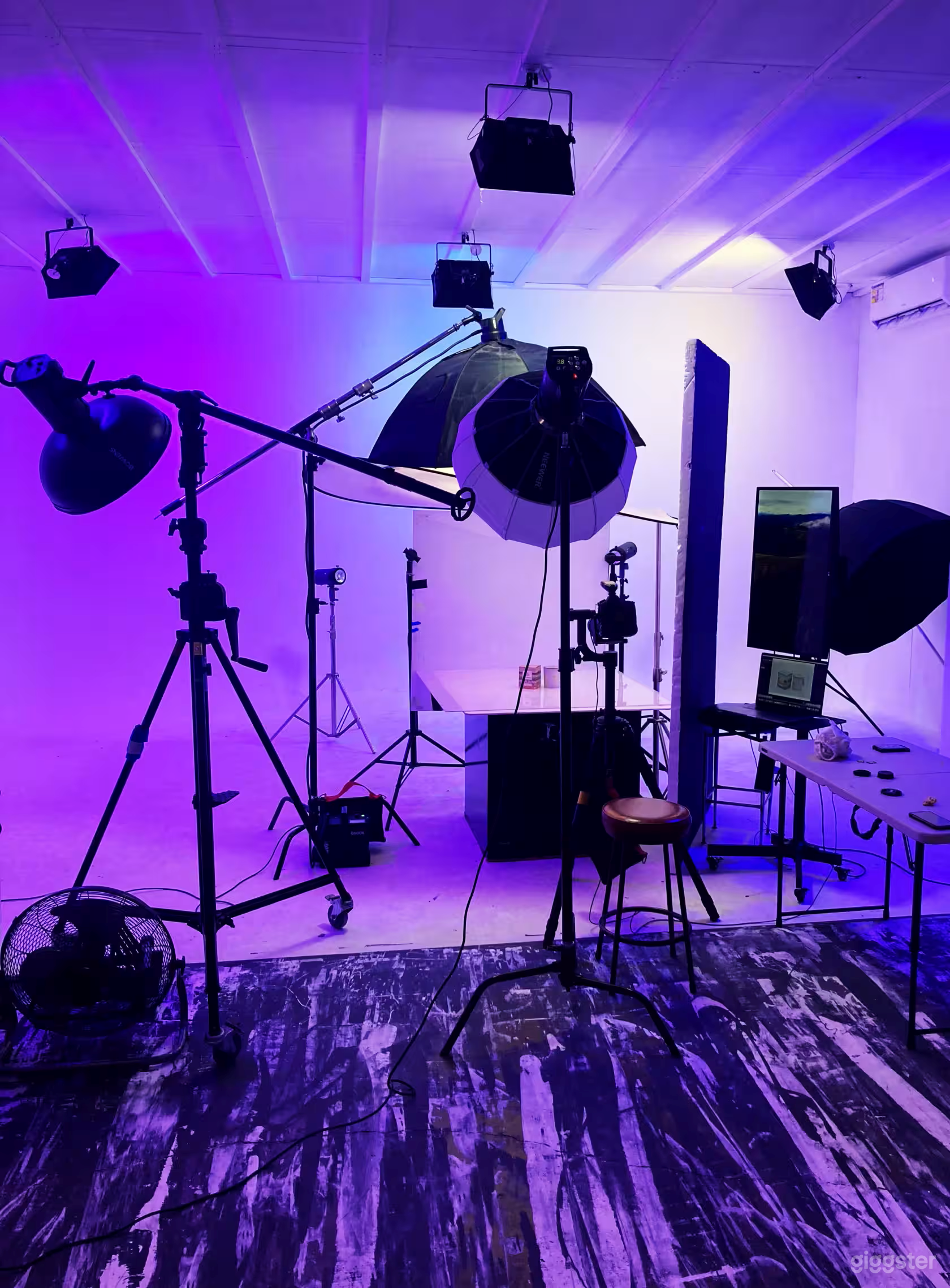 Photo/Video Studio Cyclorama Space Photo 3