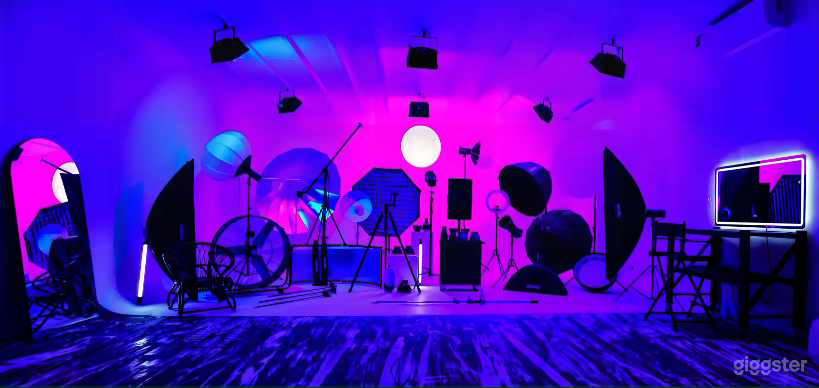 Photo/Video Studio Cyclorama Space Photo 1