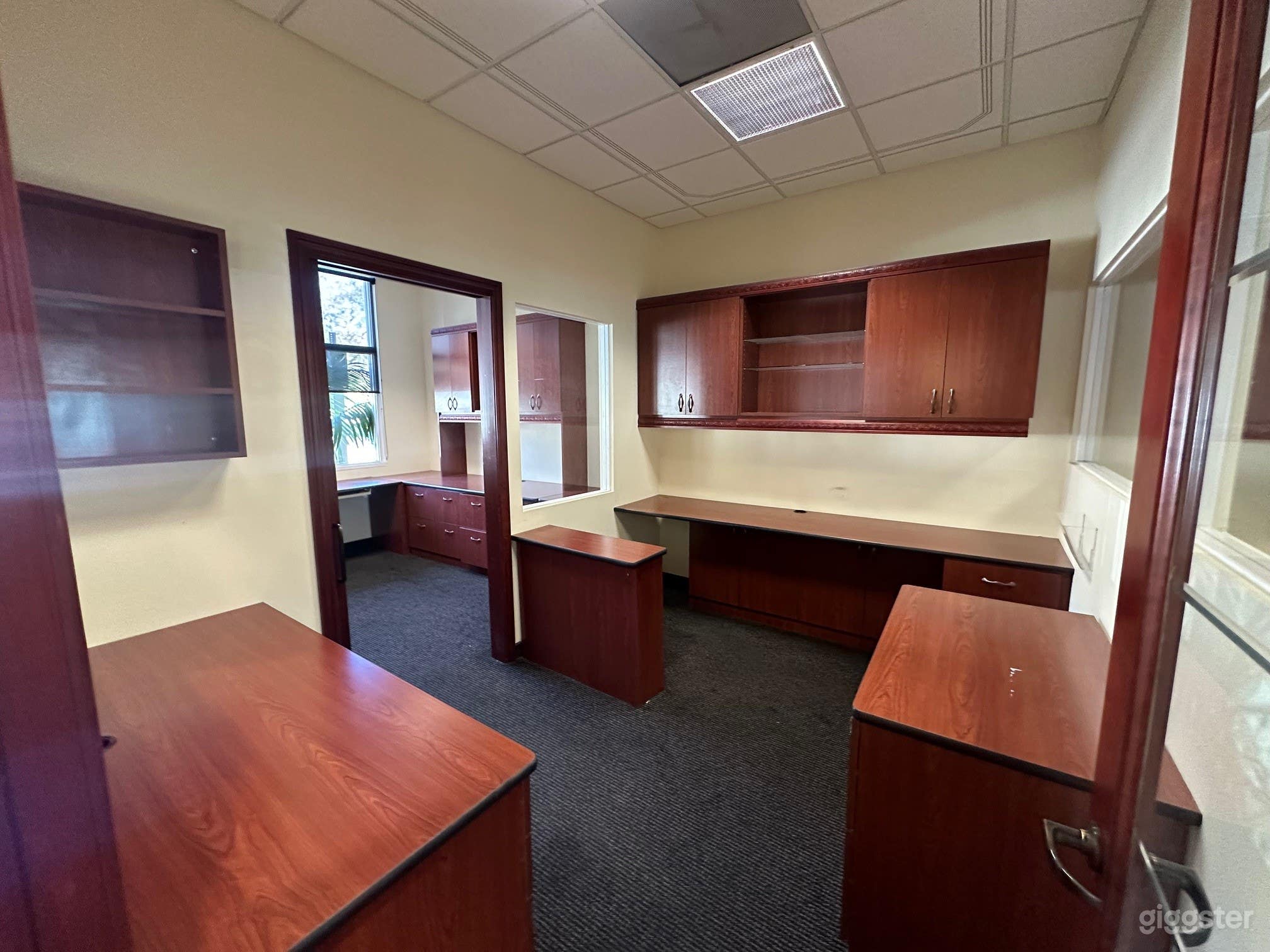 Elegant Dressed Office Space w/ Lots of Parking  Photo 3