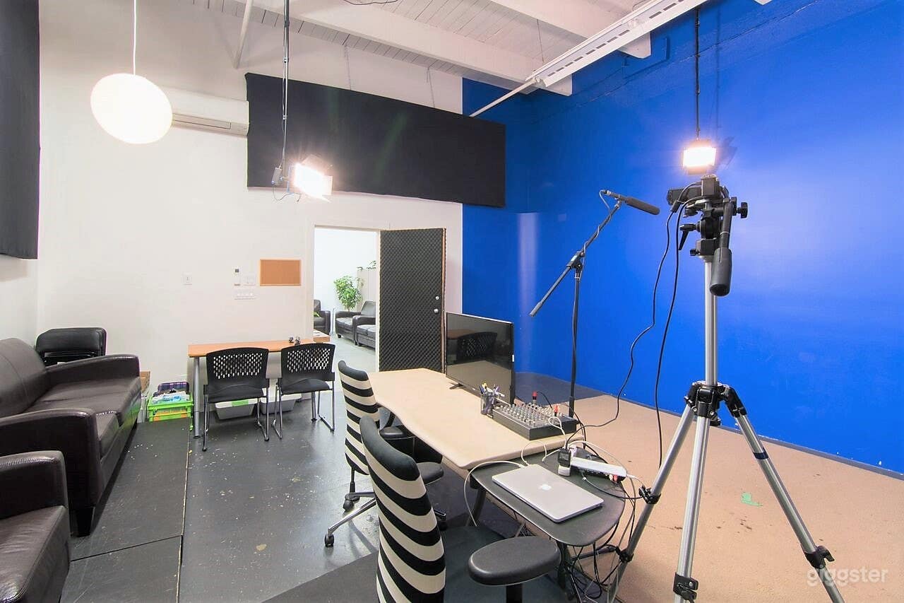 Soundproof Production Studio Photo 2