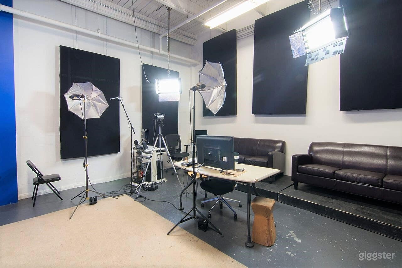 Soundproof Production Studio Photo 1