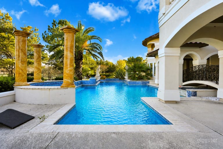  Luxuriöse Pool-Location zur Miete – Privater Garten 26 Pool 