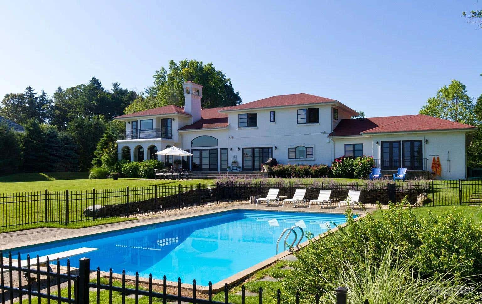 Mediterranean Waterfront Villa with Private Beach Photo 4