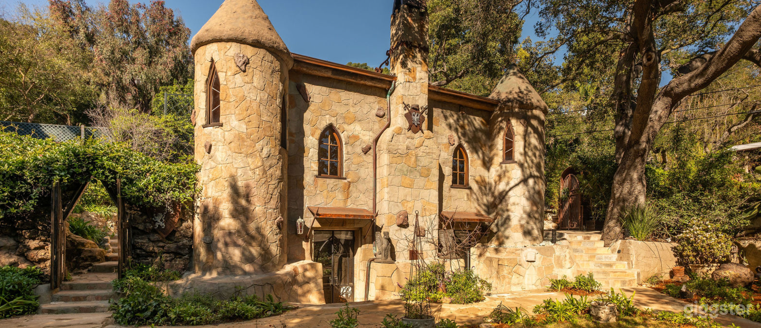 Hollywood Hills Castle Photo 3