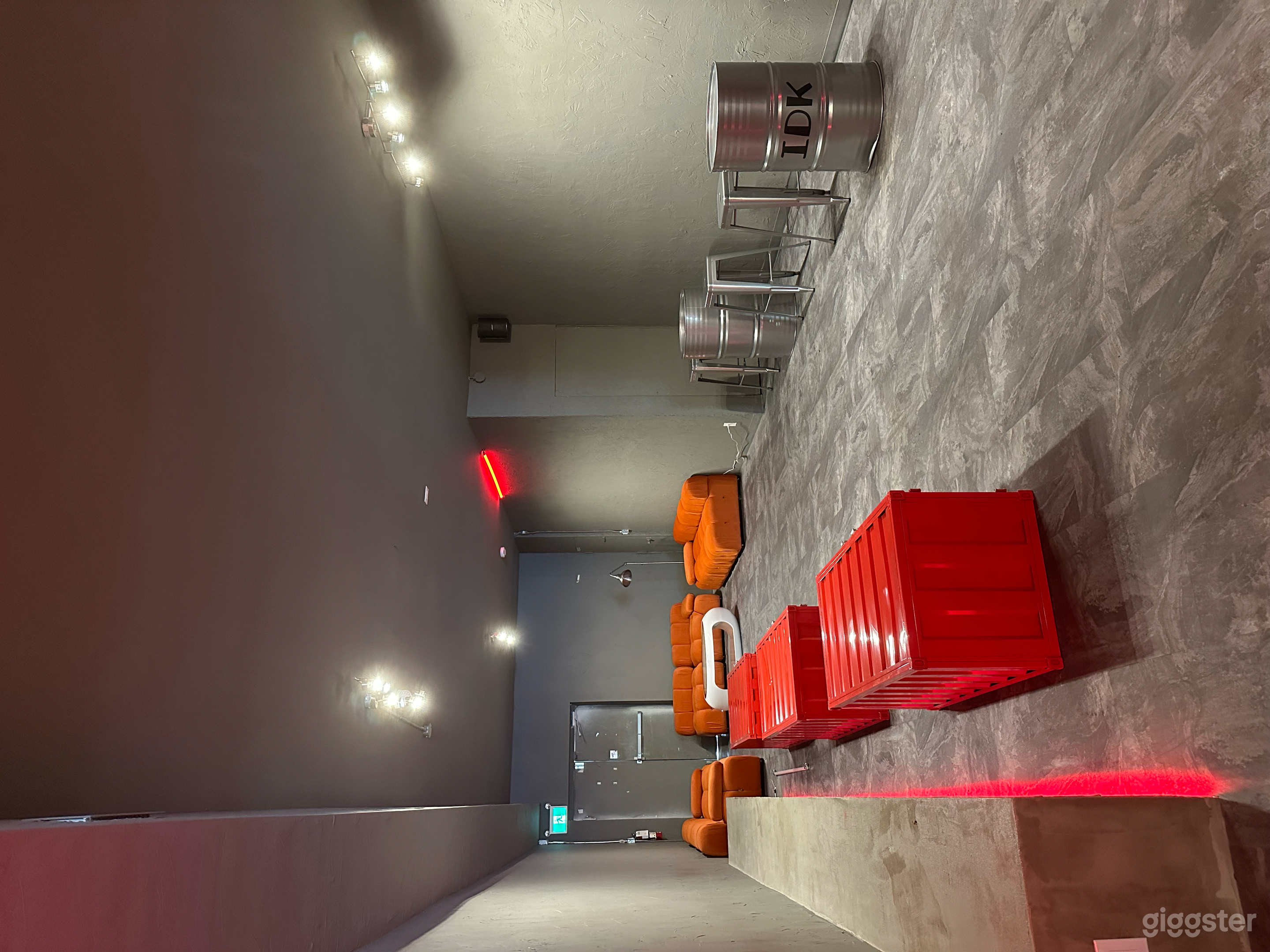 Toronto's biggest and most vibrant social venue! Photo 3