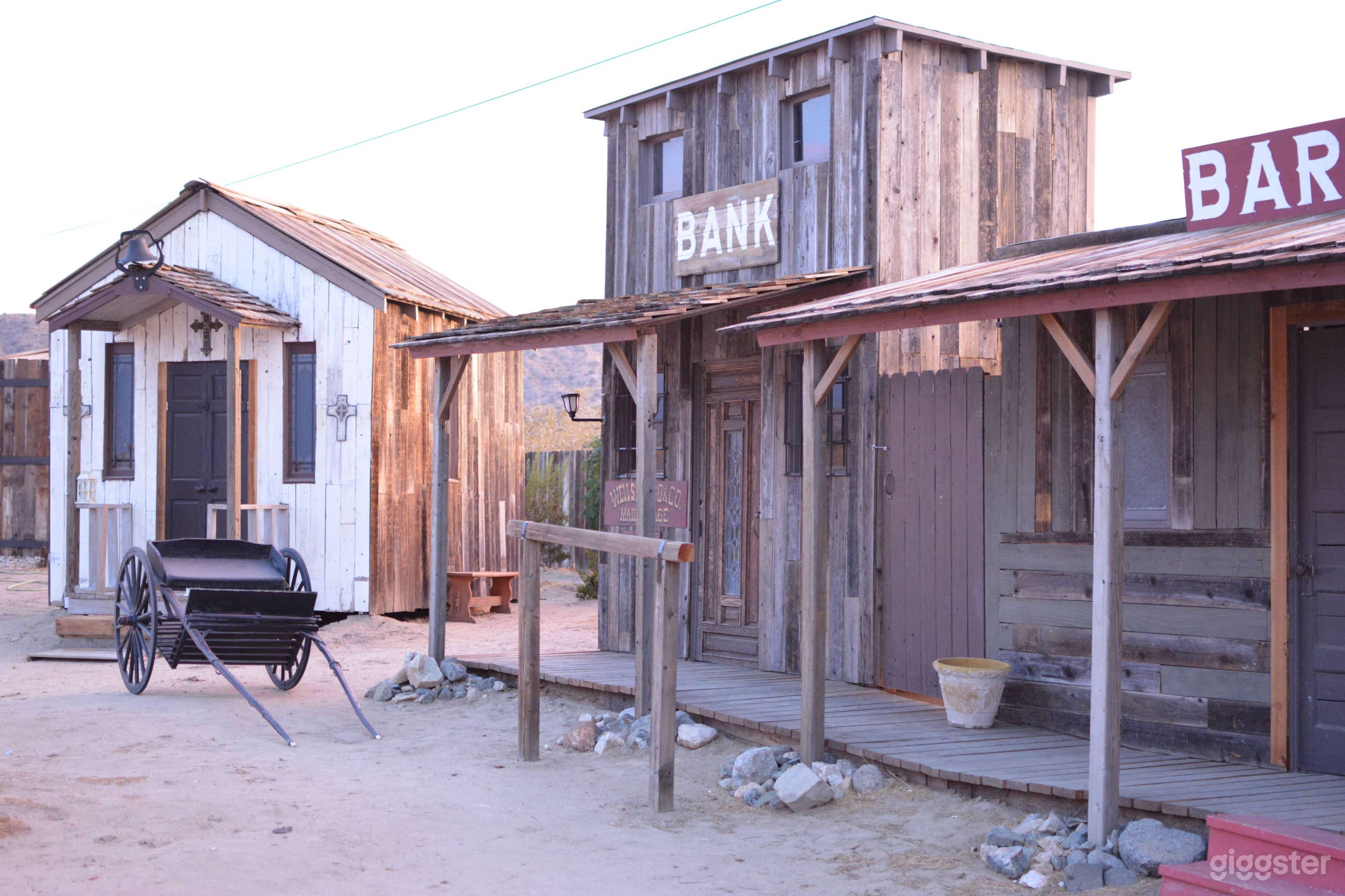 Western Town / Ghost Town / Mining Town - @LAcowboytown Photo 1