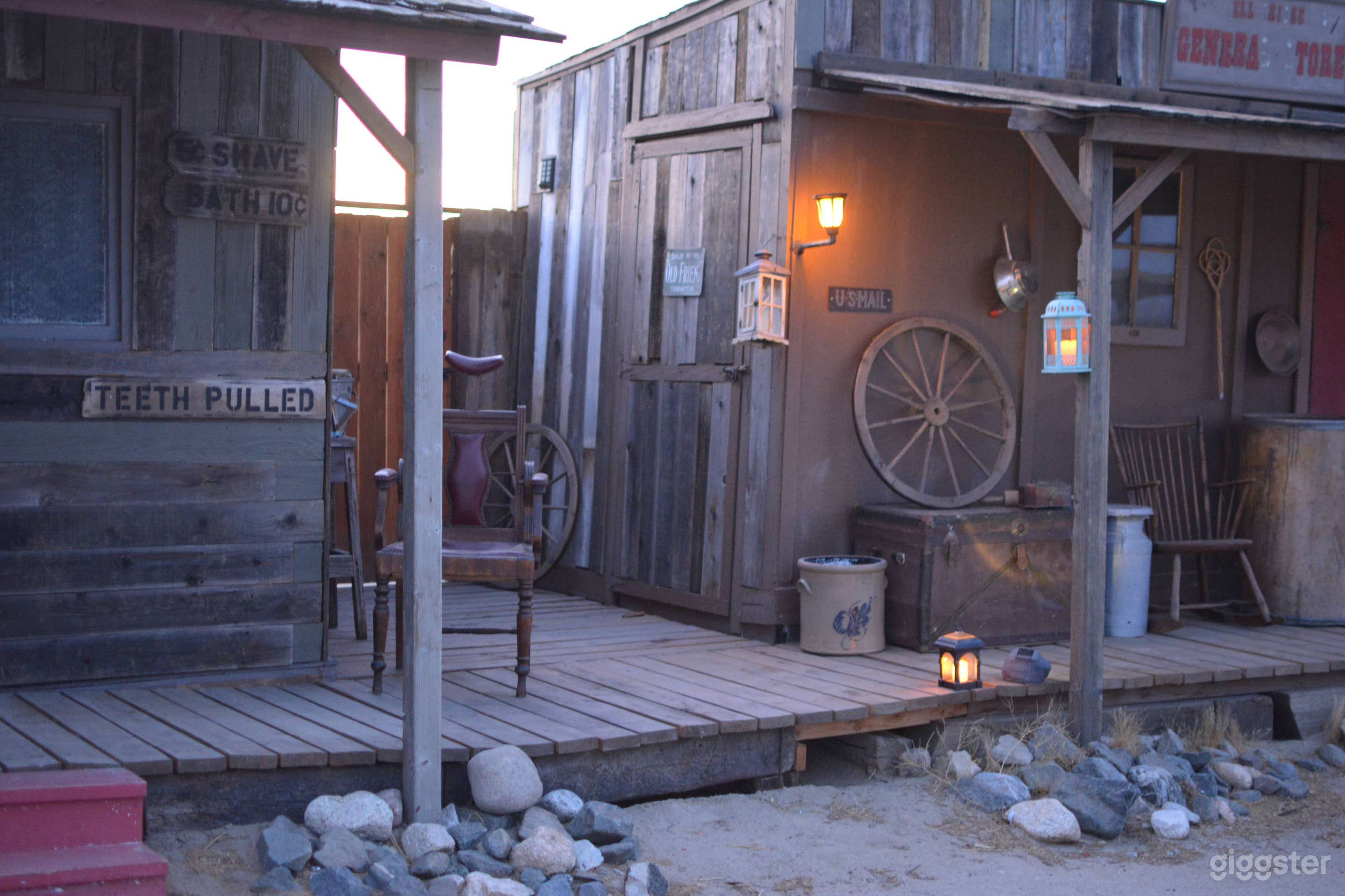 Western Town / Ghost Town / Mining Town - @LAcowboytown Photo 2