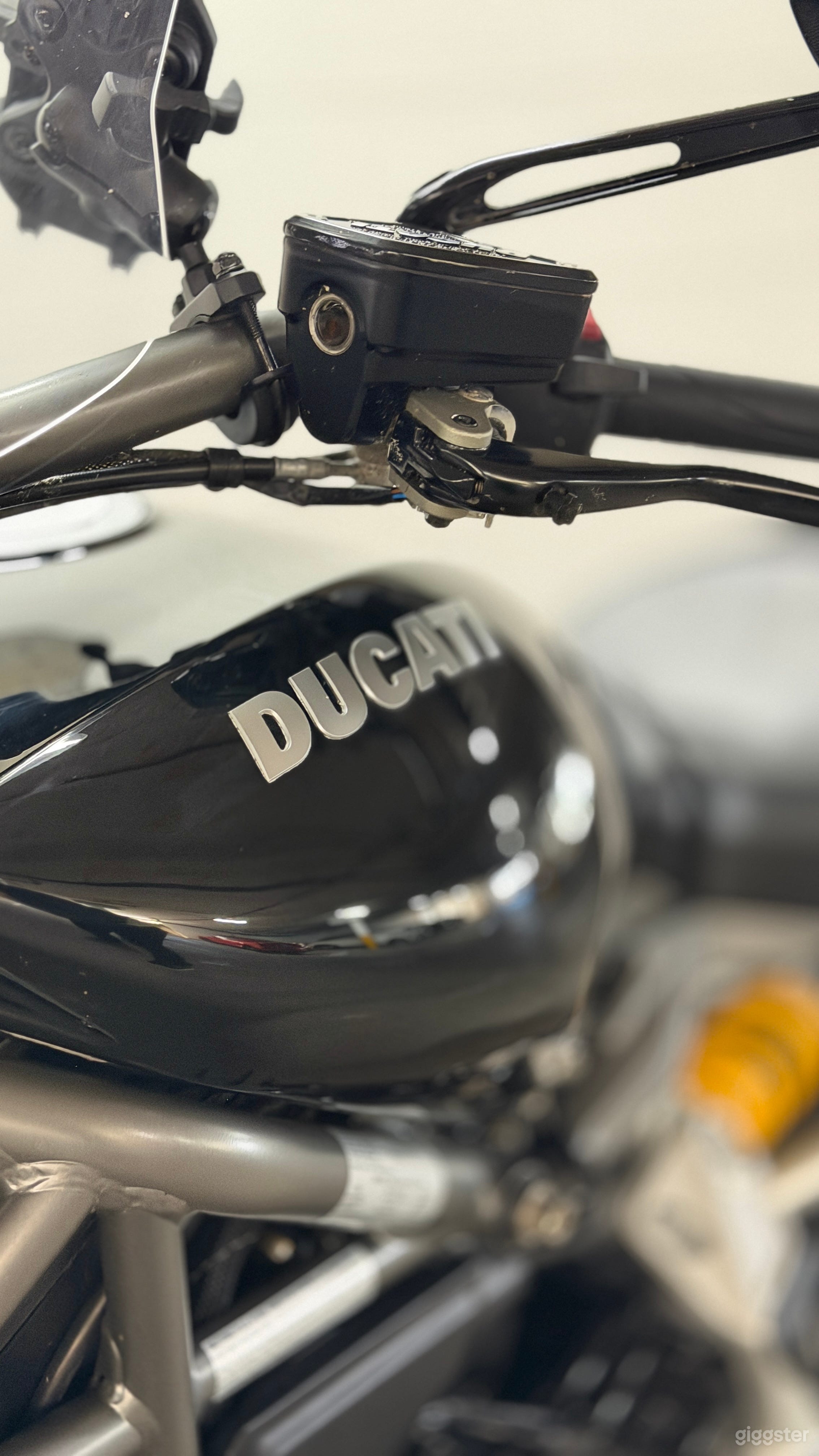 Ducati XDiavel S – Premium Italian Power Cruiser Photo 4