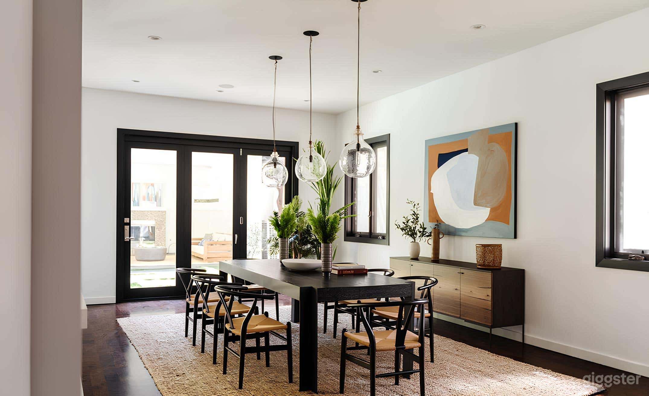 Mod Villa with Recording Studio and Pool/ Cabana Photo 3