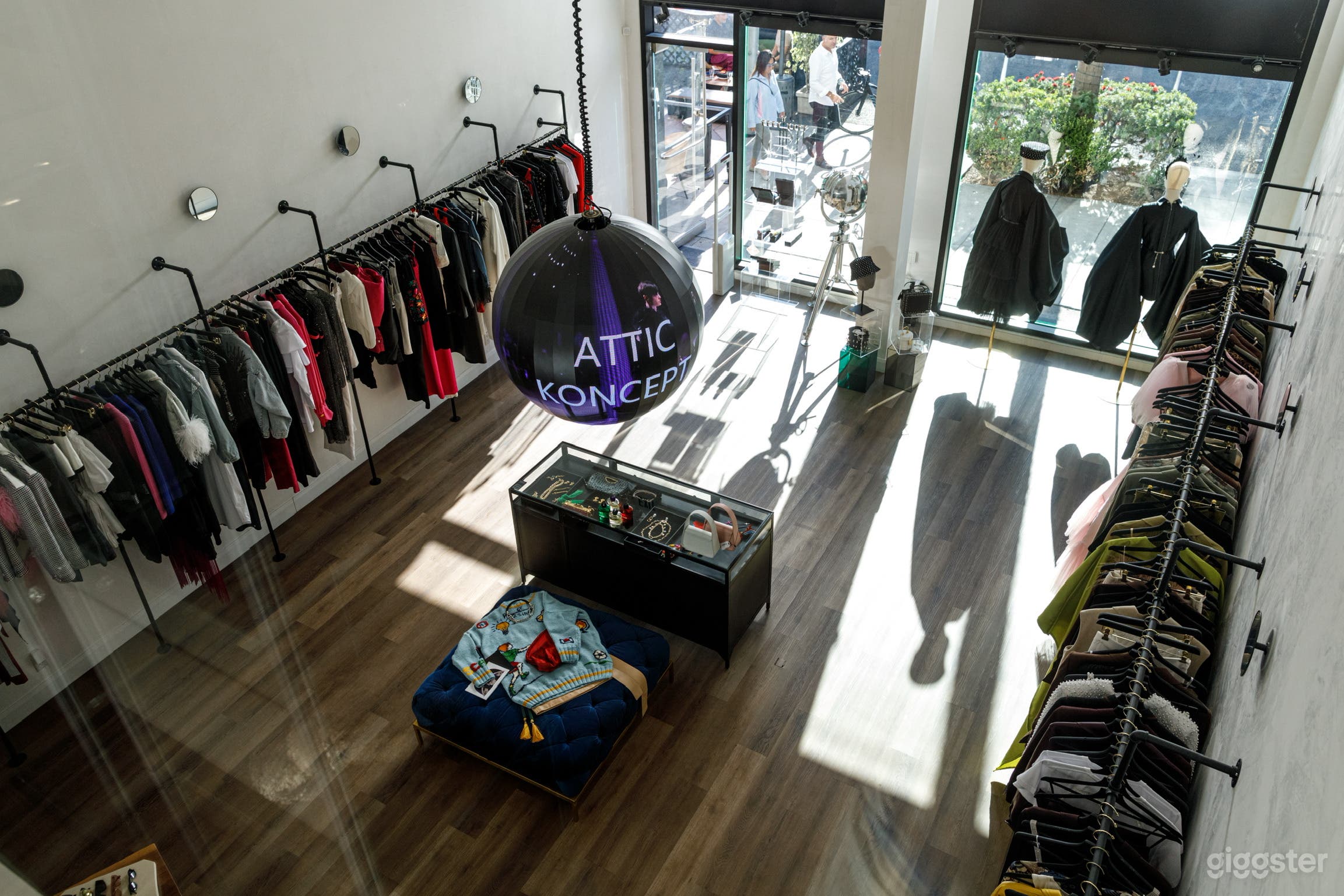 Fashion Boutique Photo 3