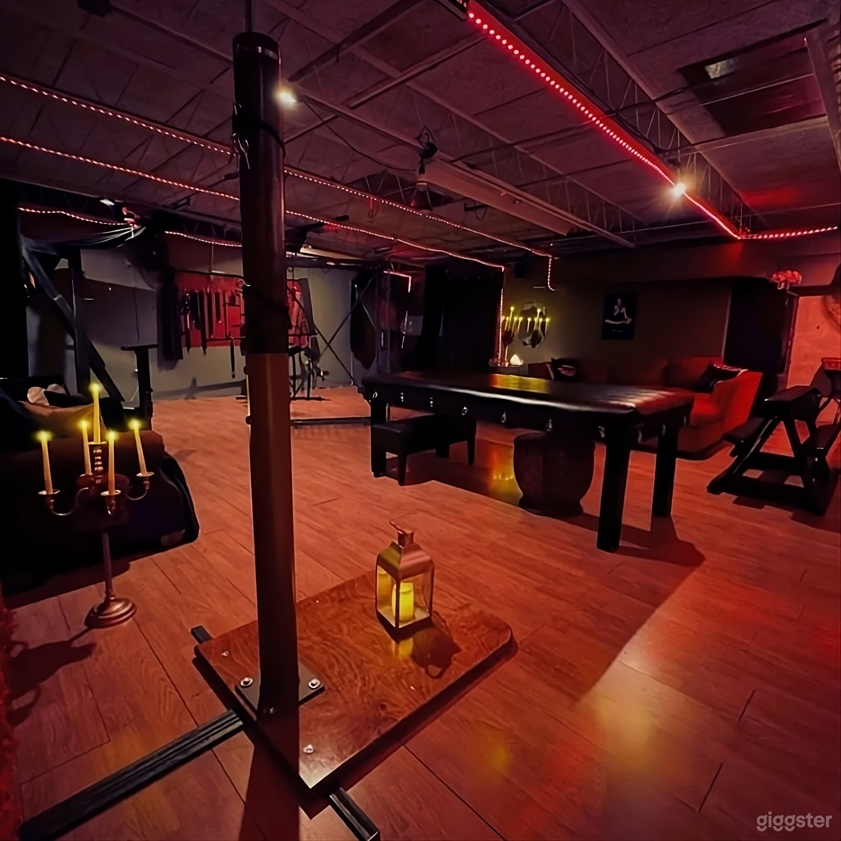 Sensual Boutique Dungeon for Film & Photography Photo 2